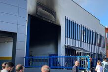 Dois feridos em incêndio num armazém em Canelas, Vila Nova de Gaia