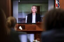 Kate Moss namorou com Johnny Depp e testemunhou a favor do ator, negando as alegadas agressões mencionadas por Amber Heard