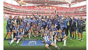 FC Porto campeão nacional: Festa na Luz foi azul