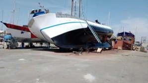 Cinco feridos ao serem atingidos por barco em Portimão