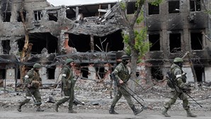 Especialistas nas bombas de barril sírias chamados para ajudar forças russas na Ucrânia. Veja os mapas