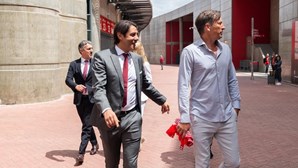 Schmidt quer plantel do Benfica fechado no final de junho