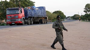 Polícia moçambicana detém três suspeitos de raptos em Maputo