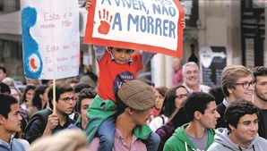 Em Portugal, o aborto foi legalizado, por referendo, em 2007. ‘Caminhadas pró-vida’ repetem-se todos os anos