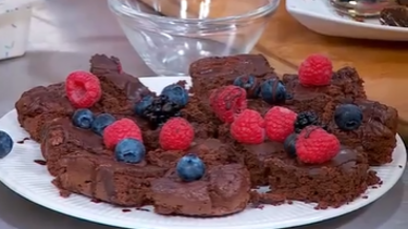 Aprenda a fazer brownie de avelã saudável