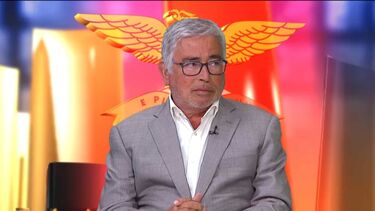 António Salvador e a conquista do FC Porto: "Já cachecóis a dizer roubadinha"