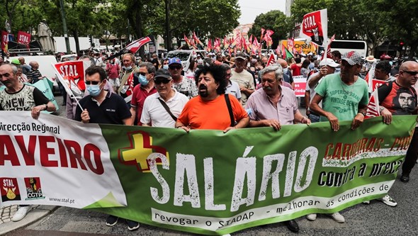 Milhares na rua exigem mais aumentos salariais na Função Pública