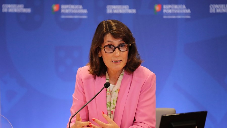 Catarina Sarmento e Castro é a ministra da Justiça