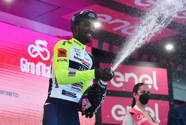 Atleta venceu a 10.ª etapa da Volta a Itália em bicicleta