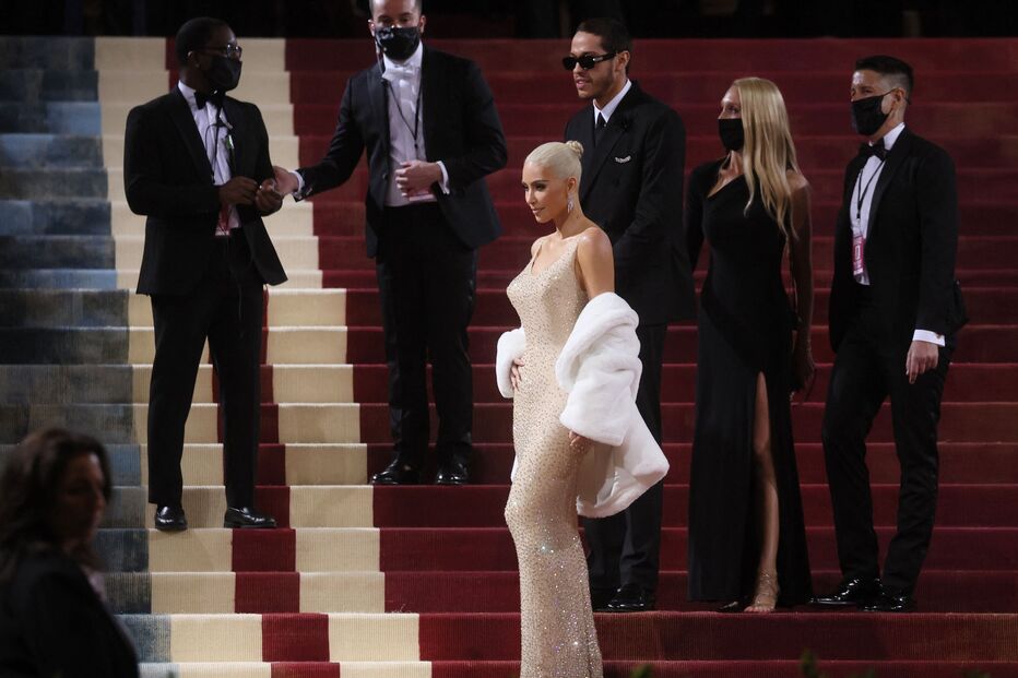 Marilyn Monroe usou este vestido quando cantou os “Parabéns” ao presidente John F. Kennedy, há 60 anos