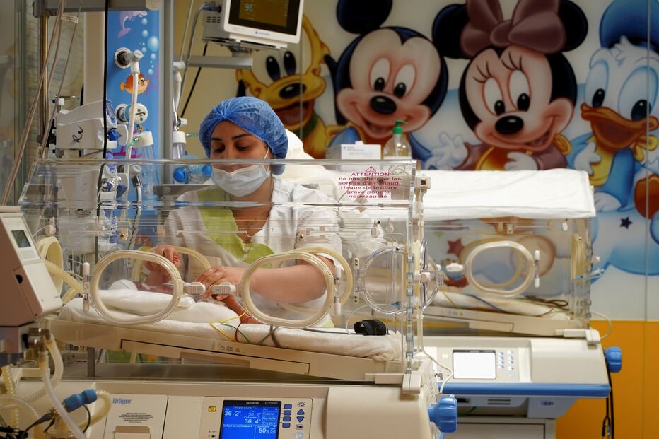 Nove bebés recém-nascidos na clínica privada em Marrocos