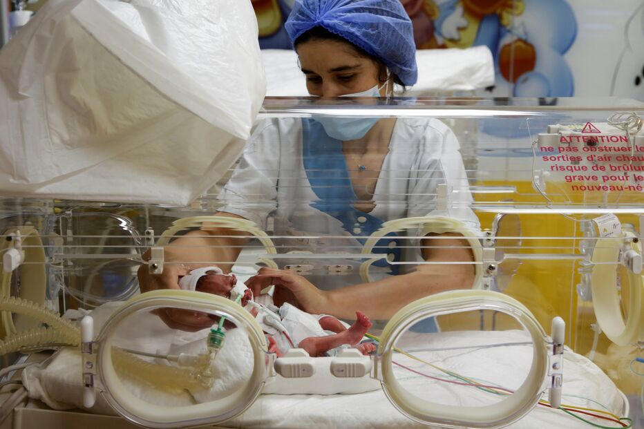 Nove bebés recém-nascidos na clínica privada em Marrocos