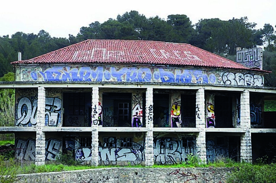 A zona onde estão as ruínas do Boa Viagem, no Vale do Jamor, vai ser alvo de intervenção 