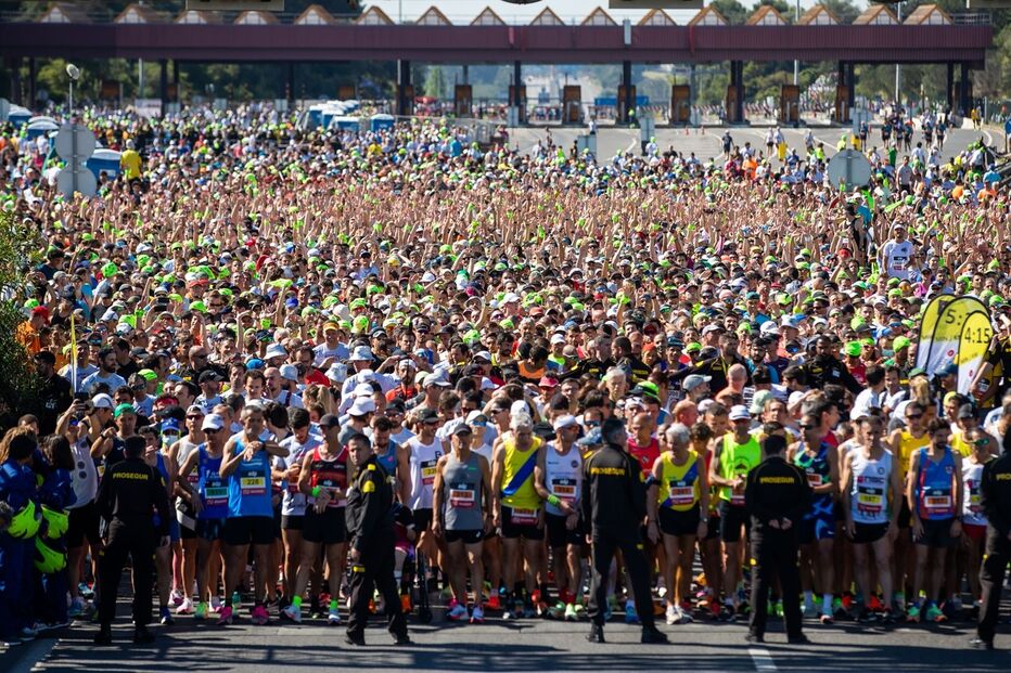 Milhares de atletas atravessaram a Ponte 25 de Abril a correr