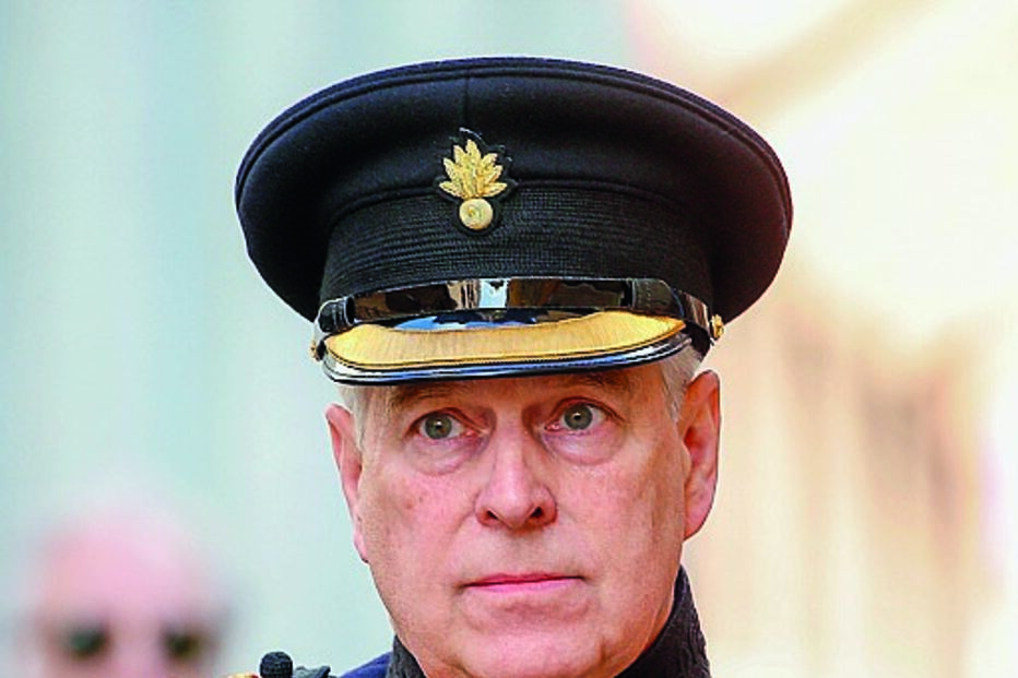 O príncipe André está envolvido num escândalo sexual há anos 