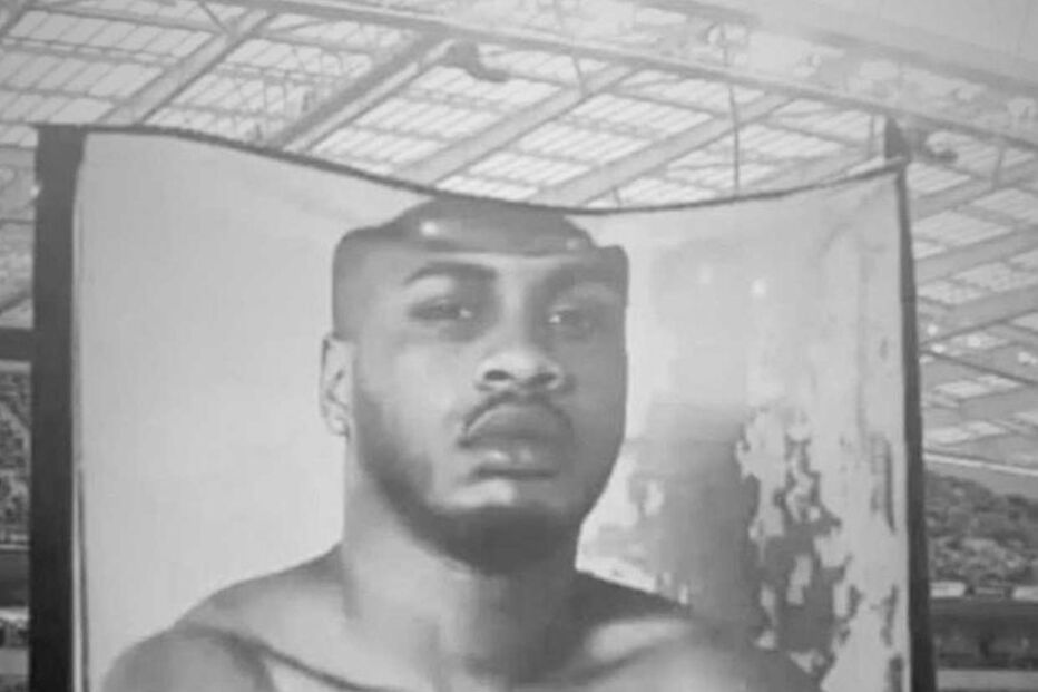 Bandeira personalizada com a foto do jovem