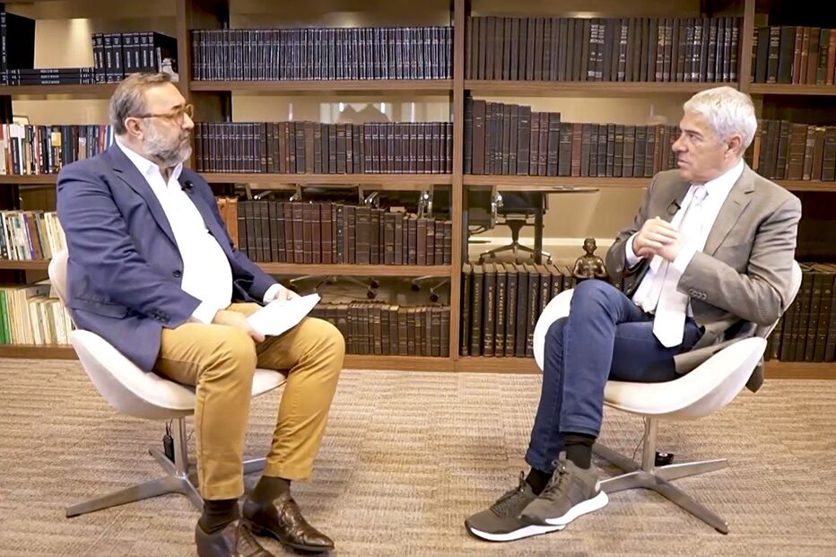 Entrevista de José Sócrates no Brasil