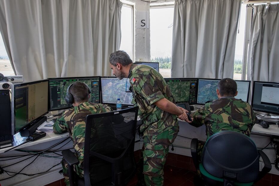 militares, patrulha, floresta