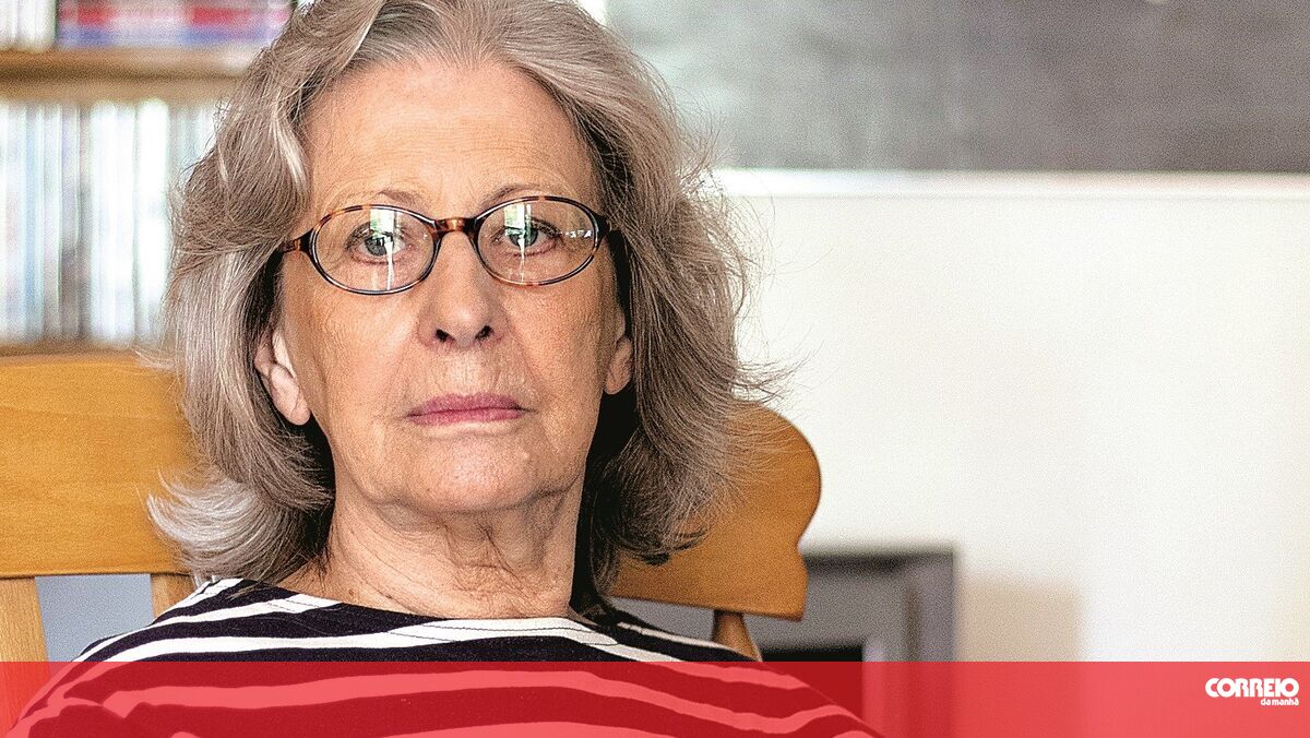 Maria Filomena Mónica: “Todos possuímos uma reserva de intimidade” -  Domingo - Correio da Manhã