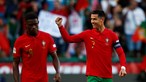 Portugal goleia a Suíça com dois golos de Ronaldo