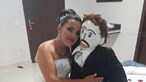 Mulher casa-se com 'Marcelo', um boneco de pano