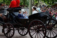 Filhos dos duques de Cambridge em cerimónias oficiais pela primeira vez	