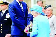 Numa cerimónia com a avó