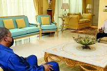 José Eduardo dos Santos foi visitado em março pelo atual Presidente de Angola, João Lourenço. Encontro decorreu na  residência de ‘Zédu’, em Luanda 