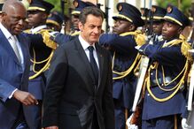 José Eduardo dos Santos e Nicolas Sarkozy 