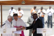 José Eduardo dos Santos e o Papa Bento XVI