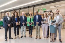 2022-06-28_18_52_15 Executivo da Câmara Municipal de Setúbal e da Junta de Freguesia de S. Sebastião com a equipa da Mercadona na abertura da nova loja.jpg