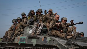 Rússia diz que guerra só vai terminar quando ucranianos se renderem