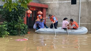 Chuvas torrenciais fazem seis mortos na China
