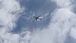 Avião larga combustível em Mafra para aterragem de emergência em Lisboa
