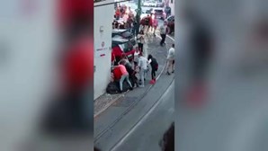 Grupo de homens envolve-se em violentas agressões nos Santos Populares em Lisboa