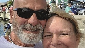Casal norte-americano desaparecido durante viagem de veleiro aos Açores regressa a casa ileso