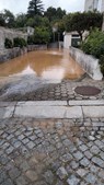 Rebentamento de conduta provoca inundação de garagem em Vila Nova de Gaia