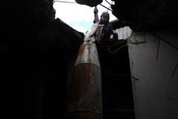 Bomba retirada em Kharkiv