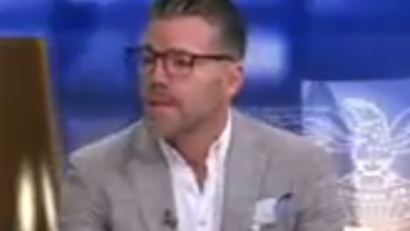 José Calado: “O balneário do Benfica era um regabofe! Havia lá de tudo!”