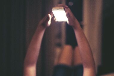 telemóvel, mulher, deitada, aplicação