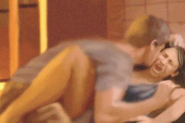 Vítima terá sido violada antes de ser morta à facada