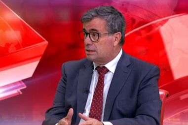 Medicação dada à menina que morreu em Setúbal "pode causar danos irreversíveis", afirma Quintino Aires