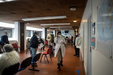 médicos, saúde, hospitais, centros de saúde