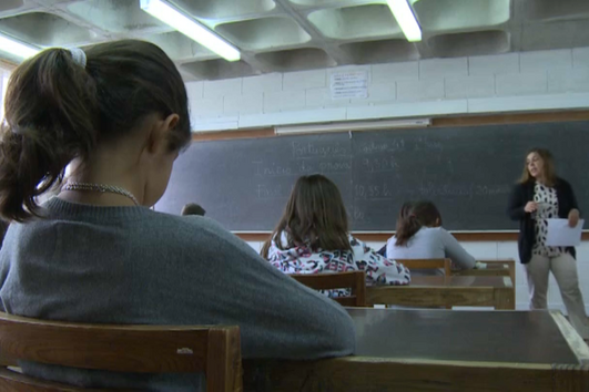 Exames do secundário começam esta terça-feira