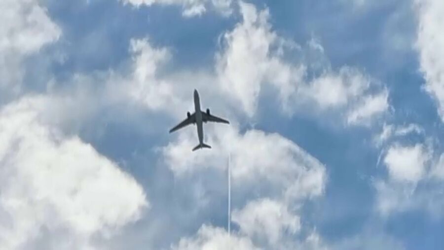 Avião