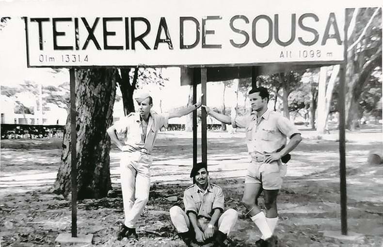 Vila Teixeira de Sousa, no leste 