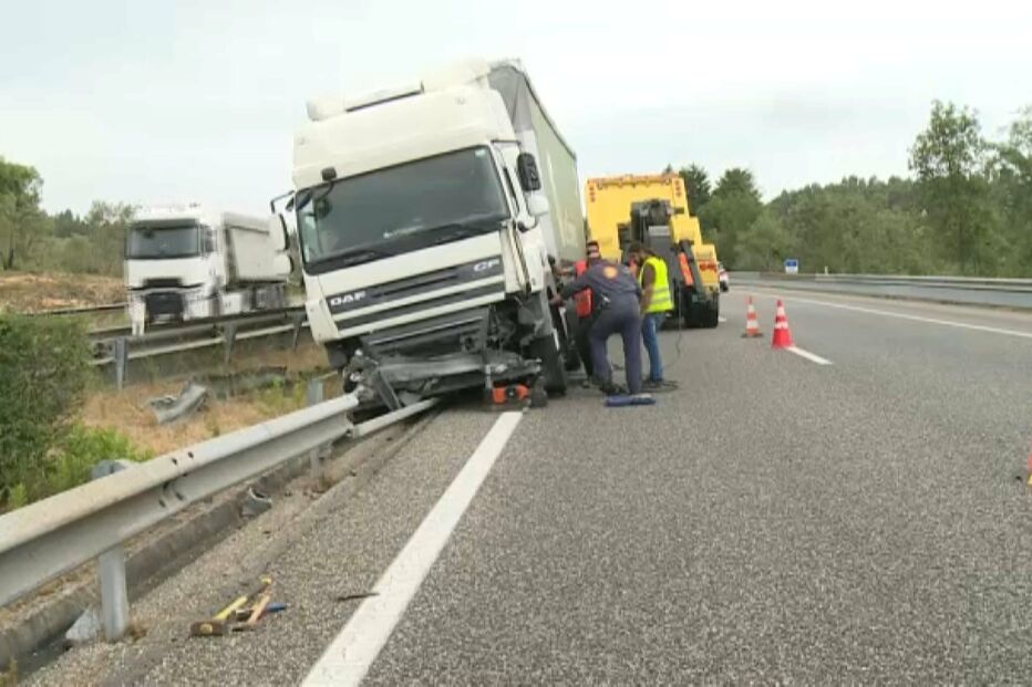 camião, despiste, a1, condeixa-a-nova 