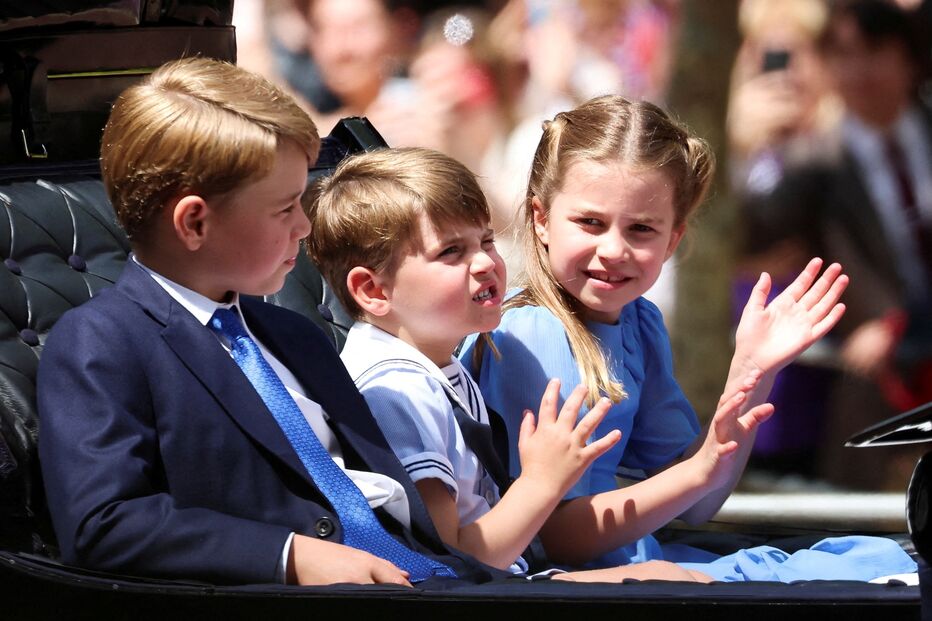 Filhos dos duques de Cambridge em cerimónias oficiais pela primeira vez	