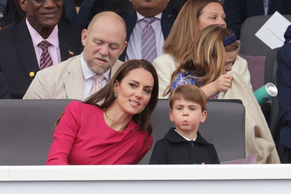 O príncipe Louis roubou as atenções no Jubileu de Platina de Isabel II