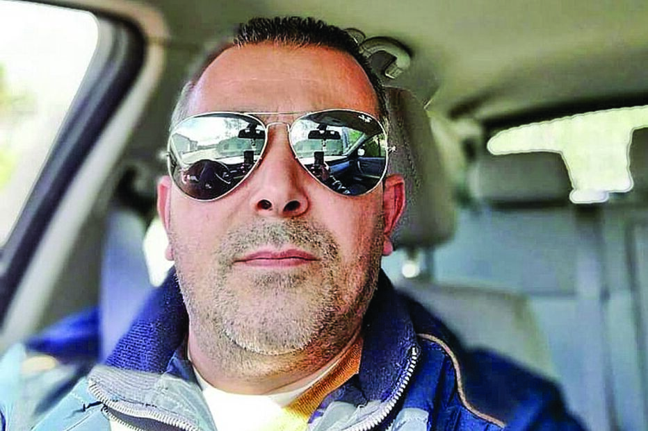 Sérgio Cunha, da mesma idade, entregou-se